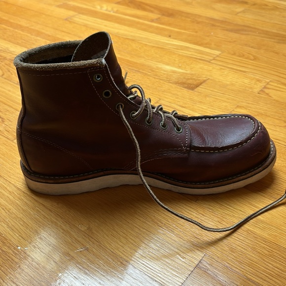 Red Wing Limited Edition Classic Moc Toe Oxblood Mesa Boot - Picture 5 of 7